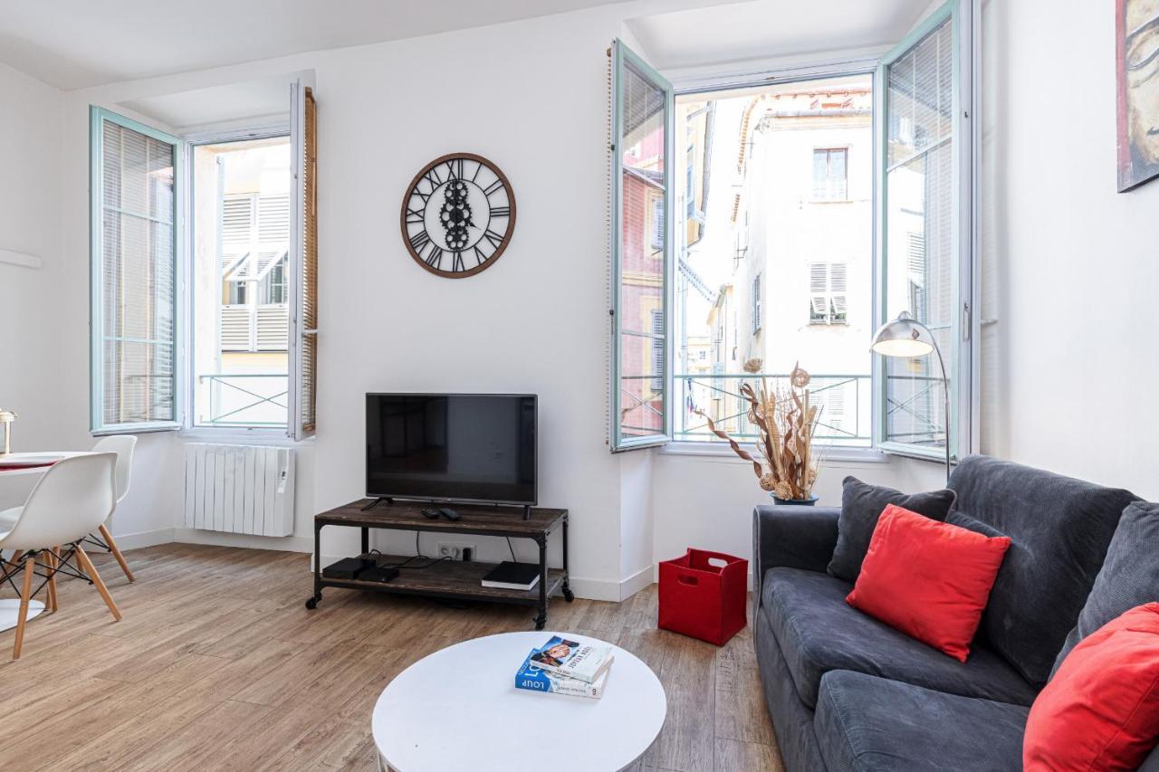 Bright 1 Bdr In The Old Town Apartment Nizza